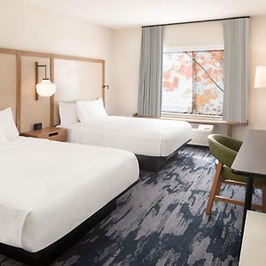 Queen Room Two Queen Beds